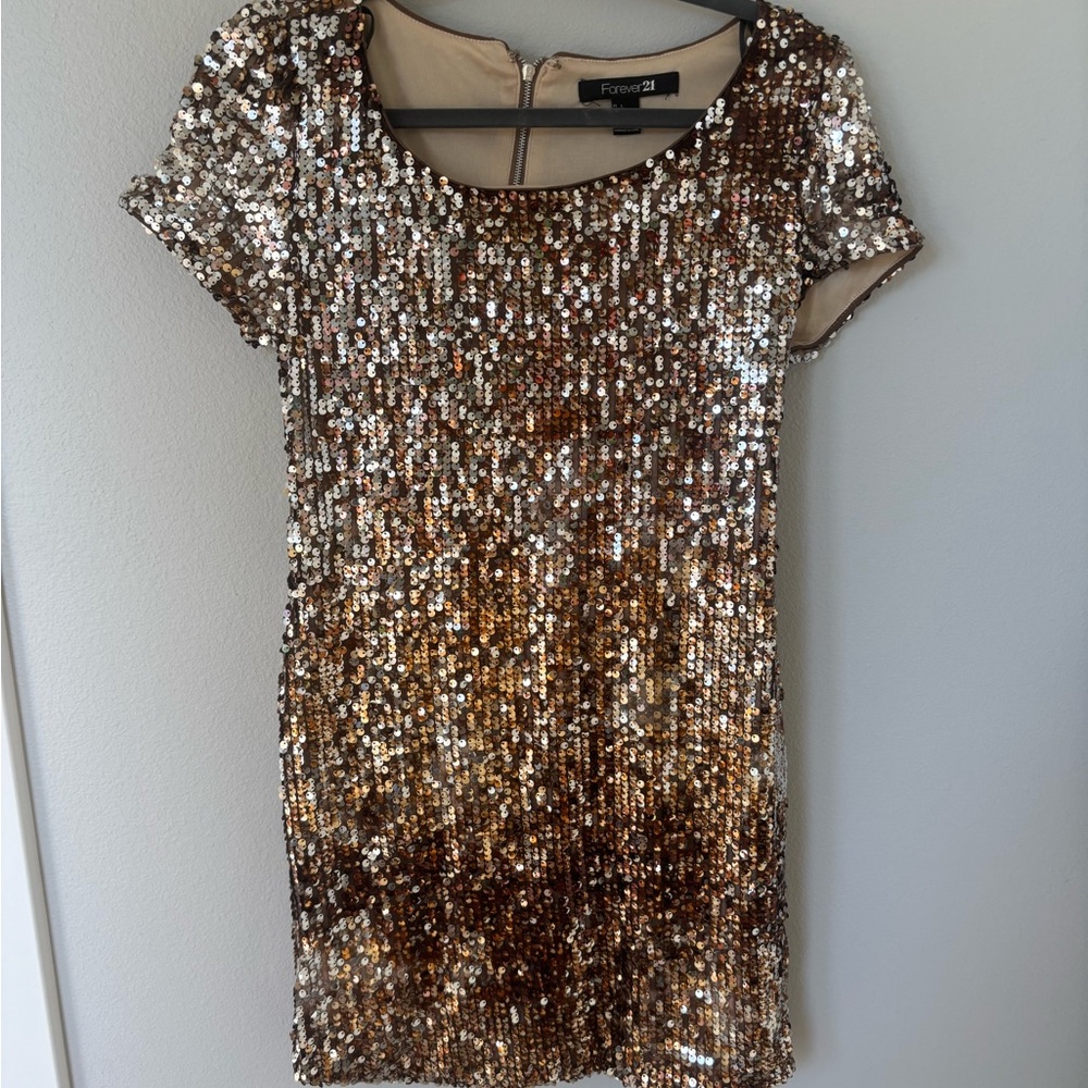 Forever 21 Gold Sequin Mini Dress with Scoop Neck and Short Sleeves
